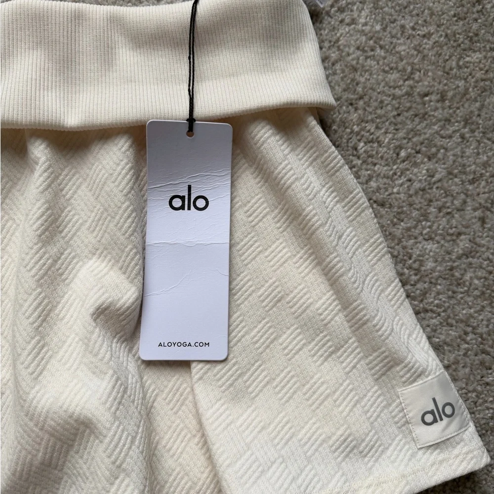 NWT Alo White Textured Crop Top and Mini Skirt Set Doubles Only Fold Over - Picture 5 of 7